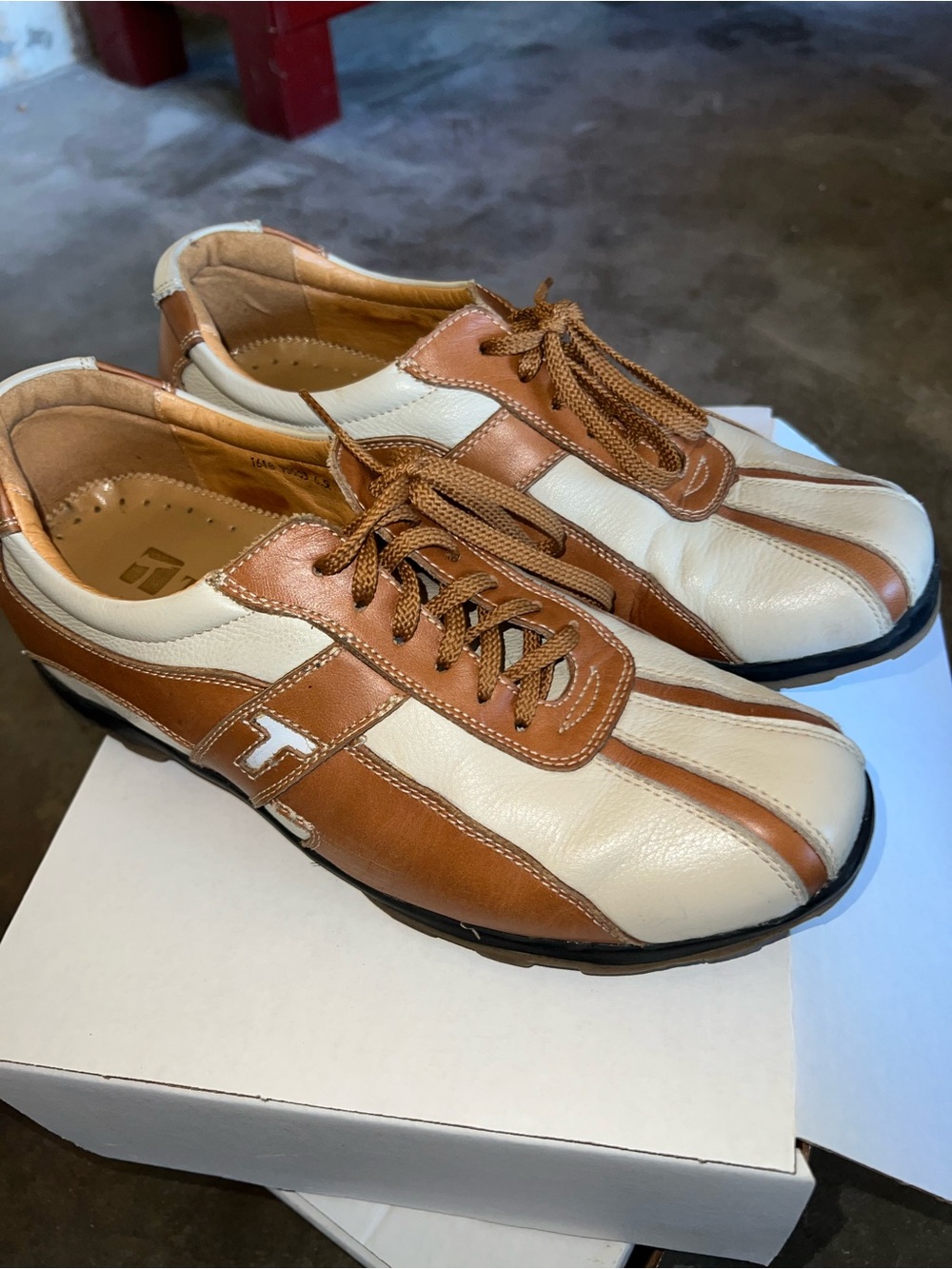 Men's Casual Leather Lace-Up Sneakers in White and Brown